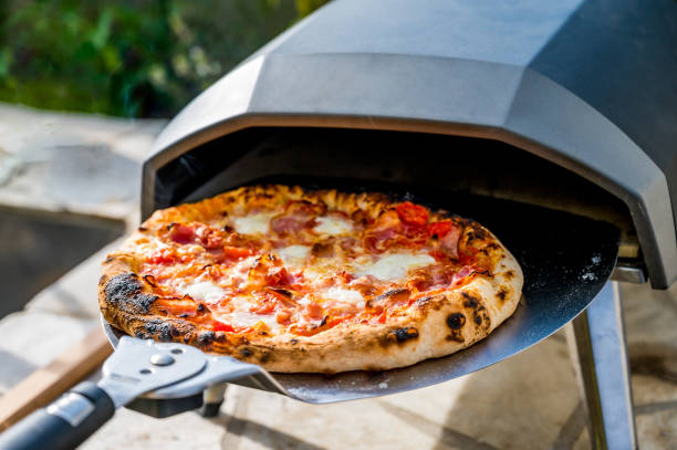 I 3 fattori chiave del forno per fare la pizza sono: la temperatura, l'umidità e il tipo di fondo del forno
